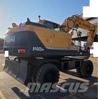 Hyundai Robex 140 W ホイール式油圧ショベル（パワーショベル・ユンボ・バックホー）