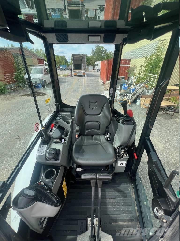 Bobcat E 26 ミニ油圧ショベル 7t以下（ミニユンボ・ミニディガー）