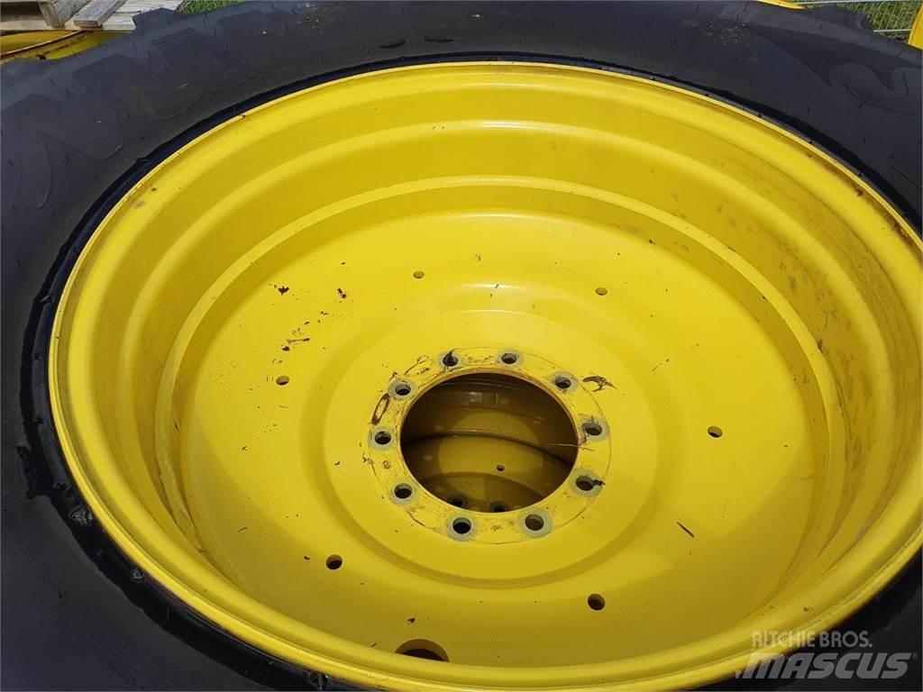 Mitas 650/85R38 x2 タイヤ、ホイル、リム