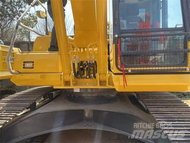 Komatsu PC 220-8 大型油圧ショベル12t以上（パワーショベル・ユンボ）