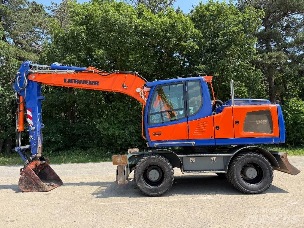 Liebherr A 918 ホイール式油圧ショベル（パワーショベル・ユンボ・バックホー）