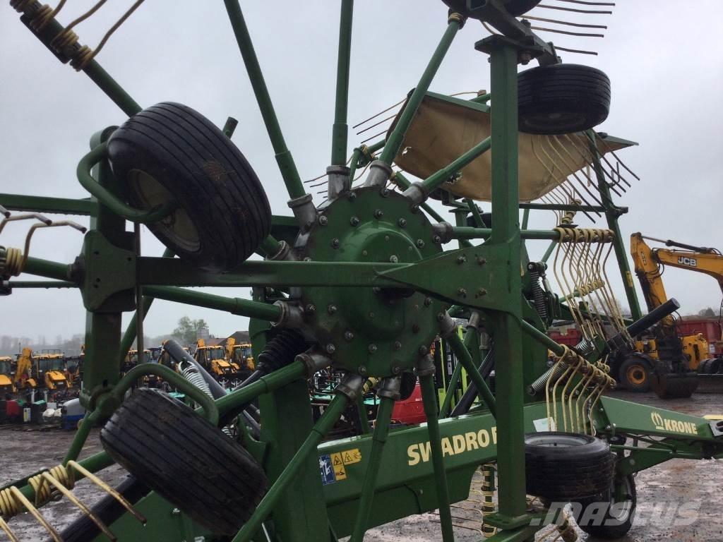 Krone Ts680 ウィンドローア/レーキ