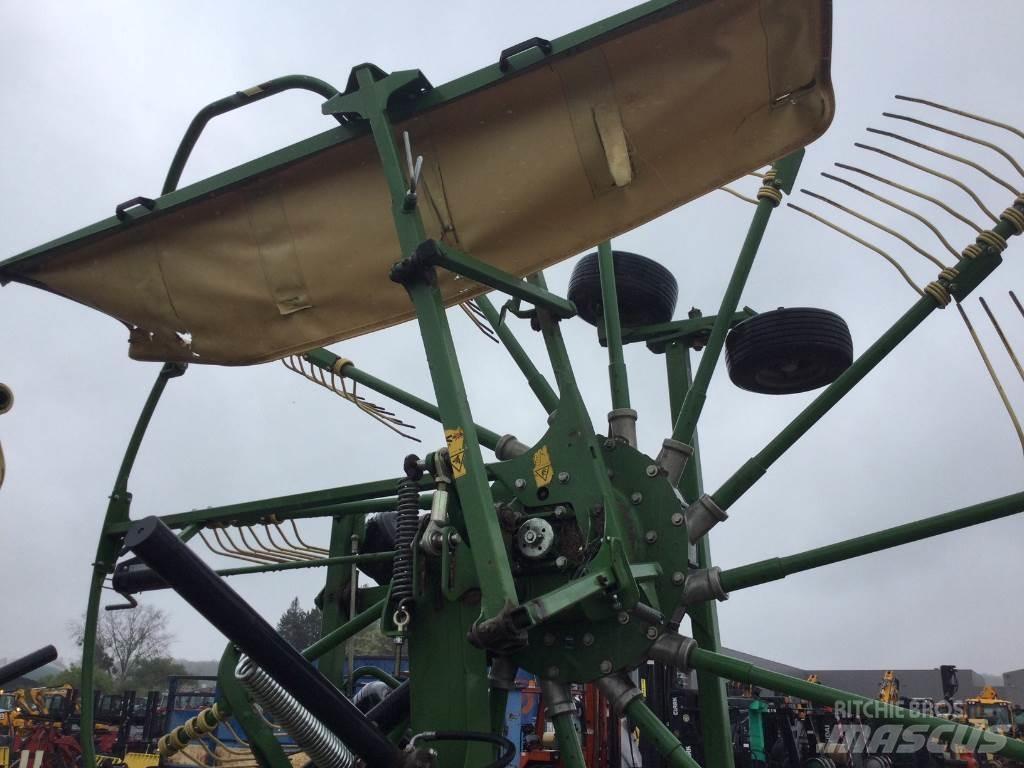 Krone Ts680 ウィンドローア/レーキ