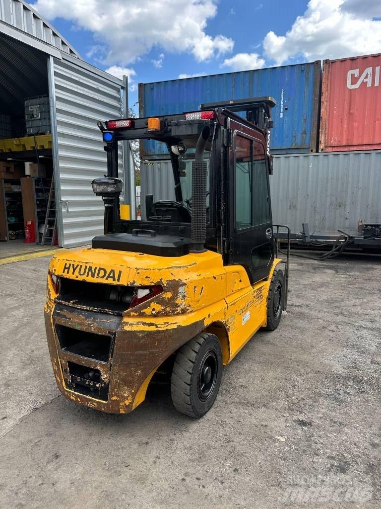 Hyundai 40D-9F ディーゼル・軽油