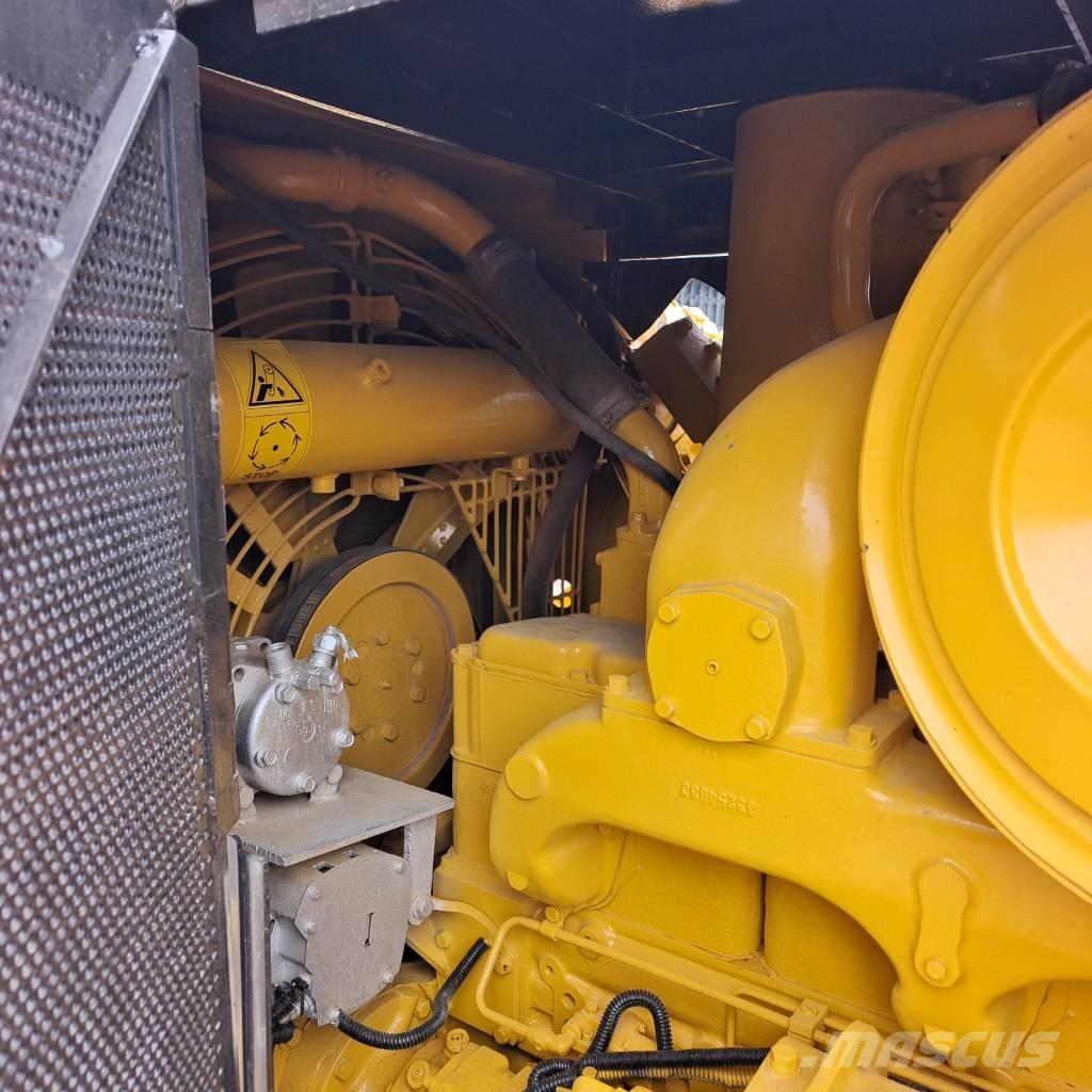 Shantui SD 22 ブルドーザー