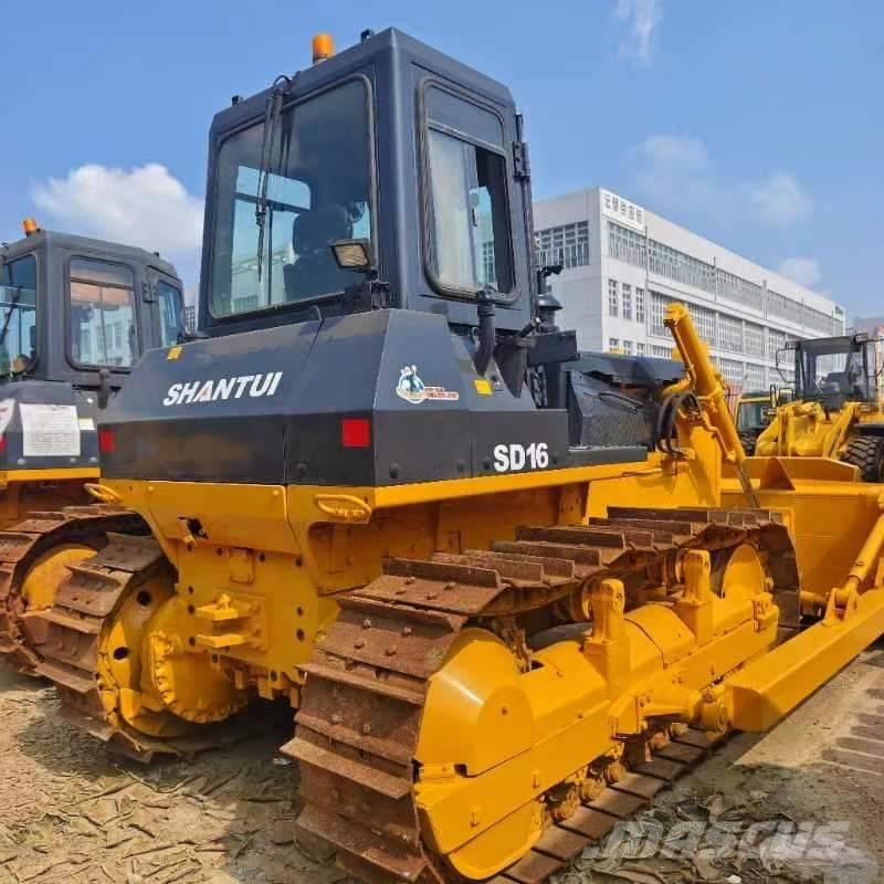 Shantui SD 16 ブルドーザー