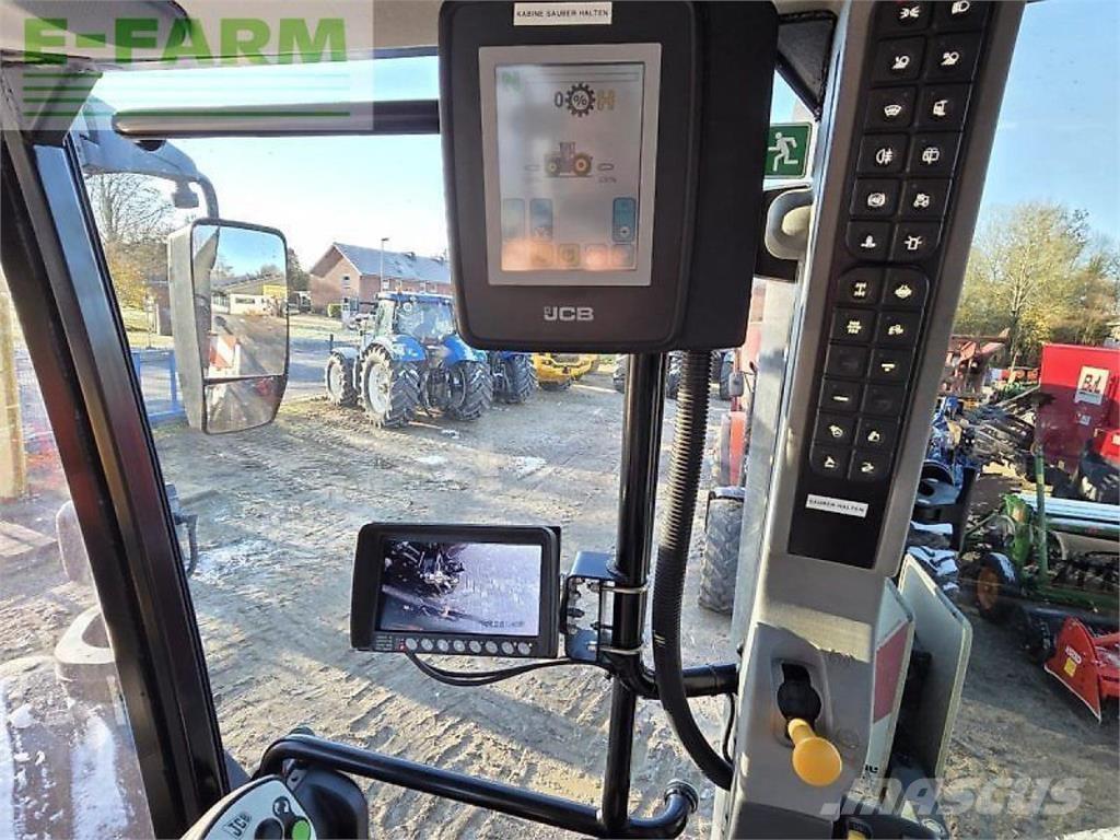 JCB fastrac 8330 トラクター