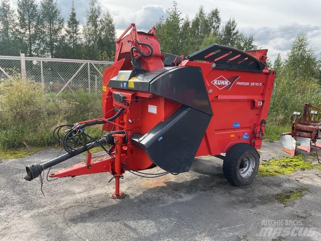 Kuhn Primor 3570 M サイロアンローダー