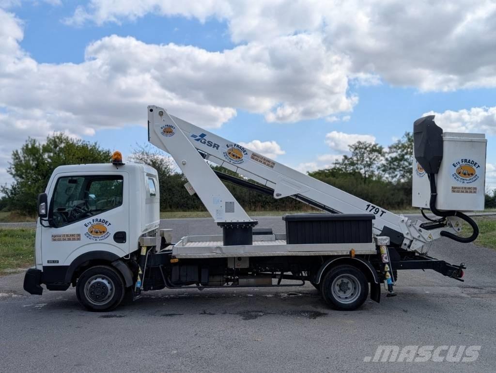 Nissan NT400 トラック高所作業車