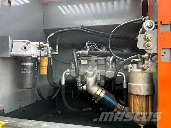 Hitachi zx240 大型油圧ショベル12t以上（パワーショベル・ユンボ）