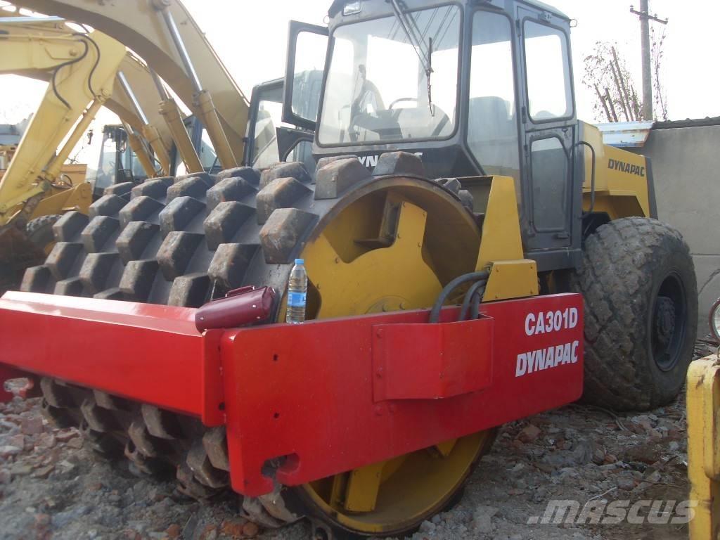 Dynapac CA 301 D 振動ローラ
