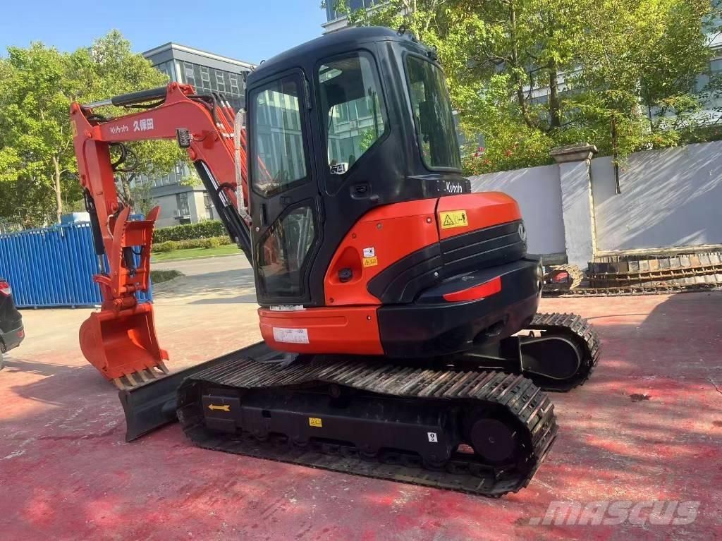 Kubota U 55 ミニ油圧ショベル 7t以下（ミニユンボ・ミニディガー）