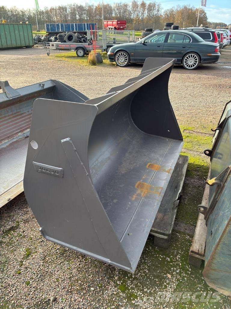 Volvo Skopa バケット