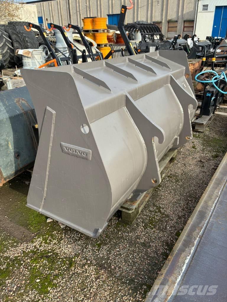 Volvo Skopa バケット