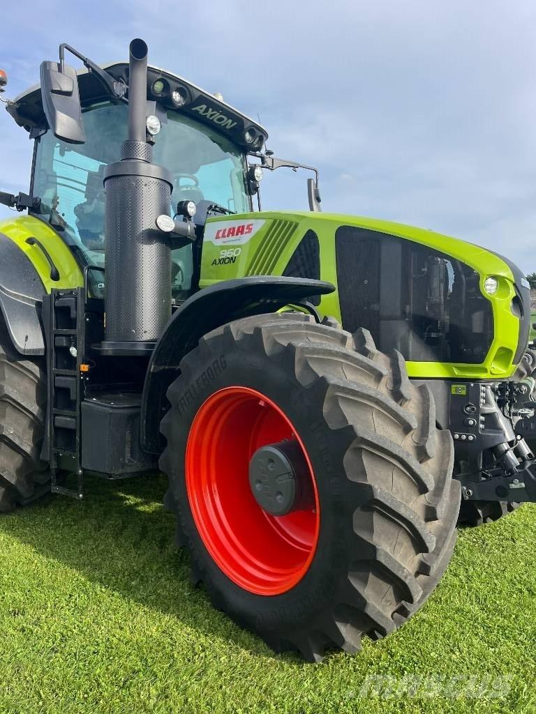 CLAAS Axion 960 トラクター