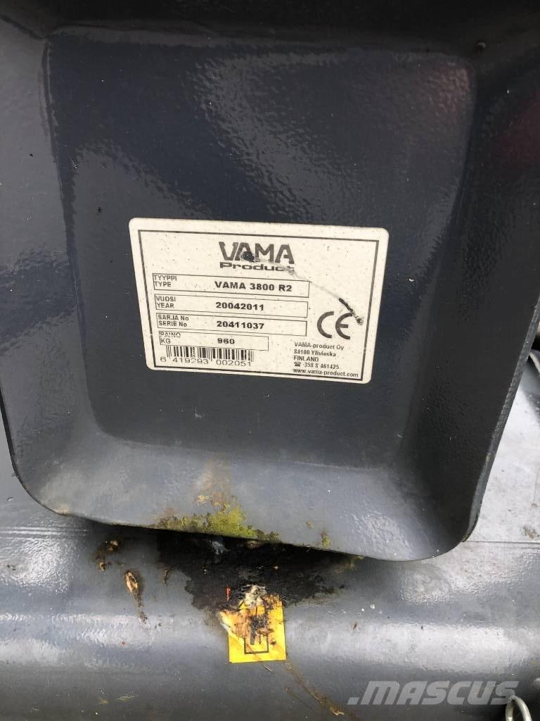 Vama 3800 R2 道路用レーキ