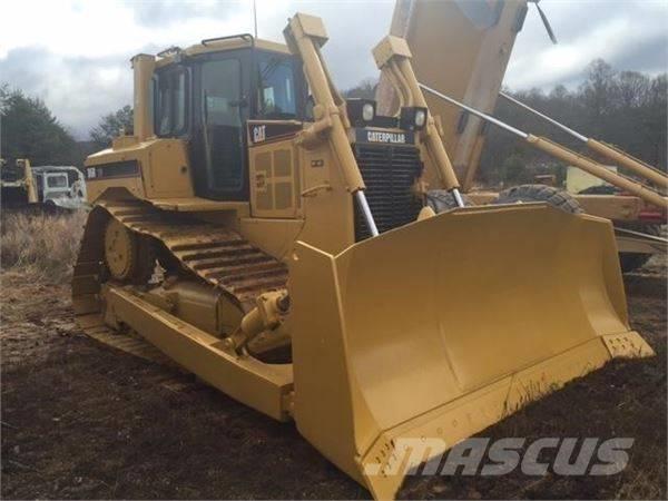 CAT D 6 R ブルドーザー