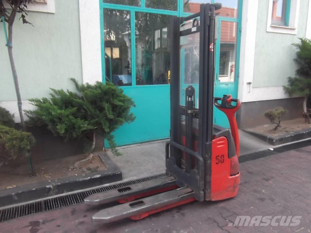 Linde L 12 V-2336 自走式スタッカー