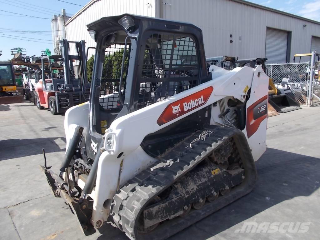 Bobcat T62 スキッドステアローダー