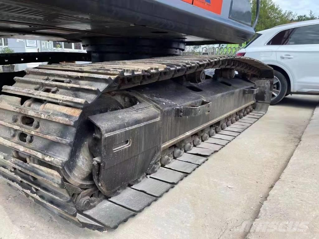 Hitachi ZX 200 C LC 大型油圧ショベル12t以上（パワーショベル・ユンボ）