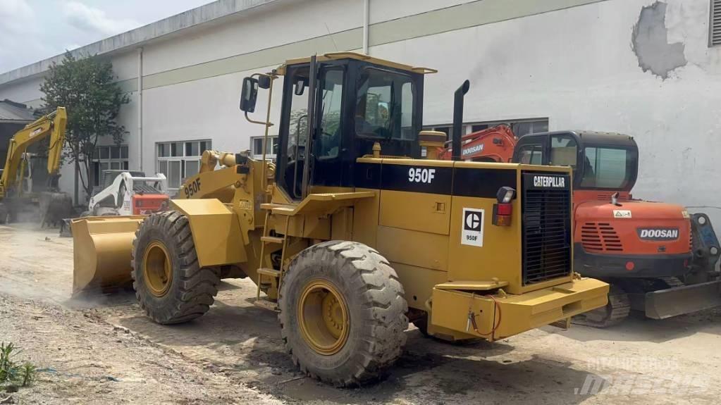 CAT 950 F ホイールローダー・タイヤショベル