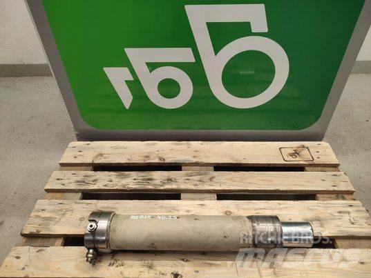 Merlo 40.25  actuator ブーム、アーム