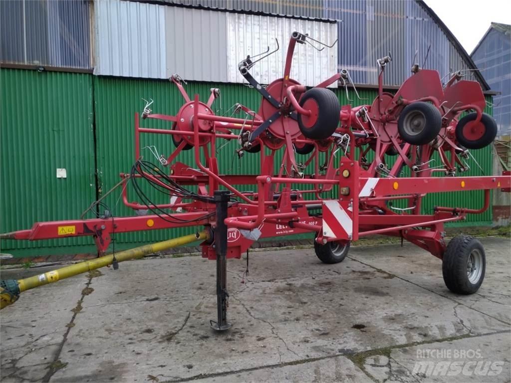 Lely Lotus 900P テッダー・テッダーレーキ