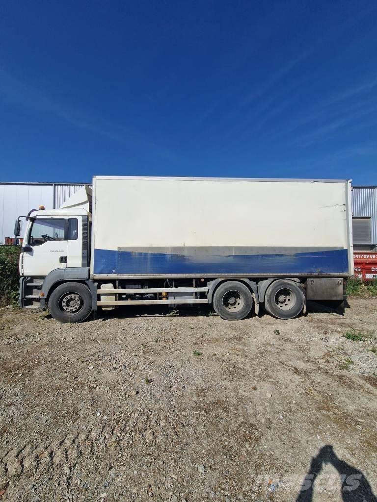 MAN TGA 26.440 他のドリル機械