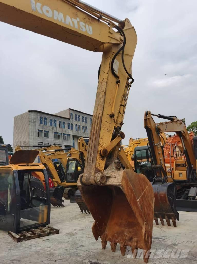 Komatsu PC 220-7 大型油圧ショベル12t以上（パワーショベル・ユンボ）