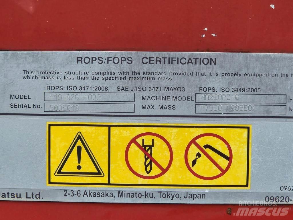 Komatsu WA200PZ-6 ホイールローダー・タイヤショベル