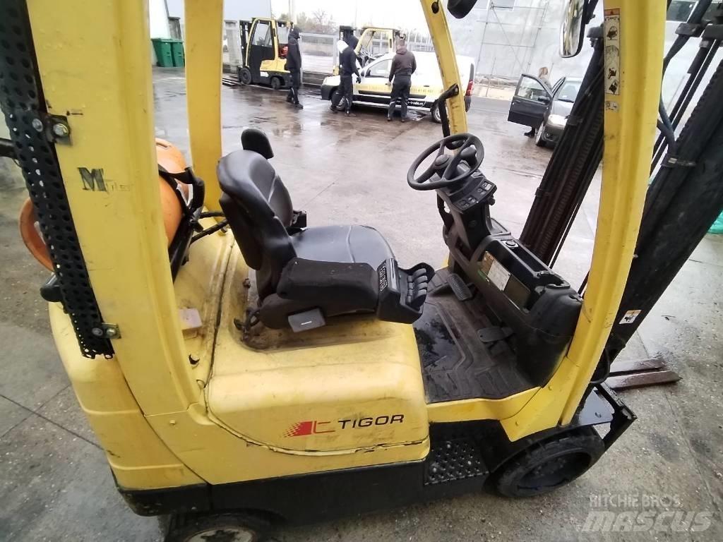 Hyster H 2.5 FT LPG LPGフォークリフト