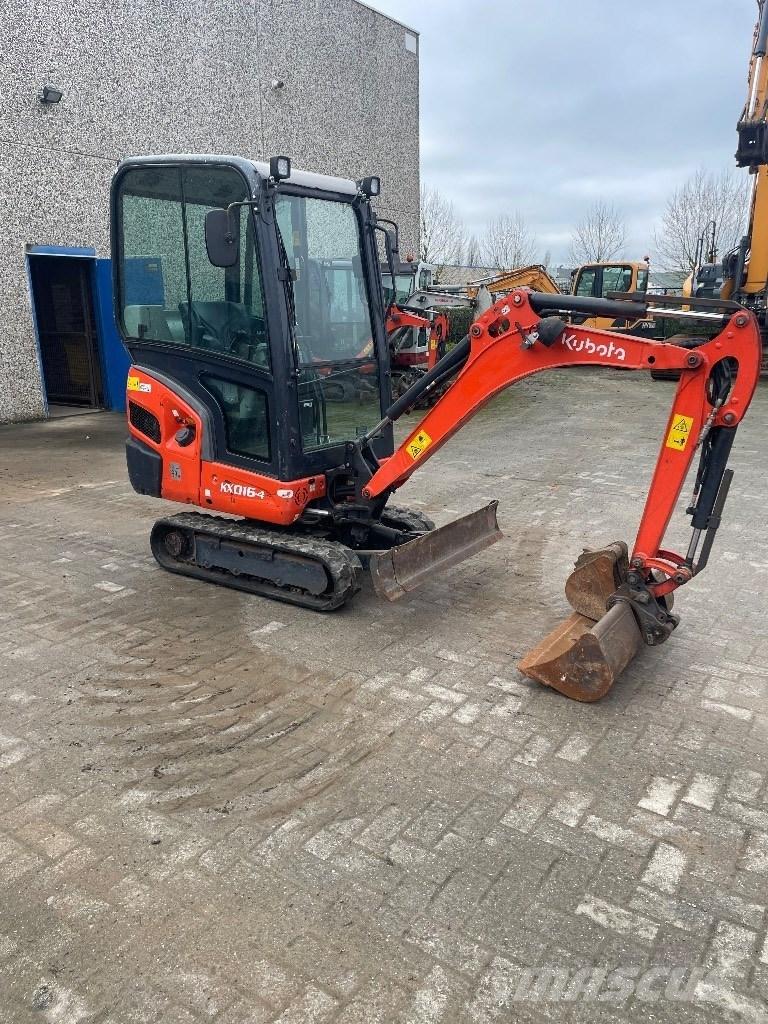 Kubota KX 016-4 ミニ油圧ショベル 7t以下（ミニユンボ・ミニディガー）