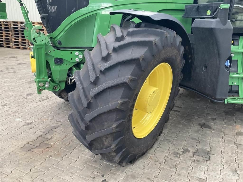 John Deere 6R 185 トラクター