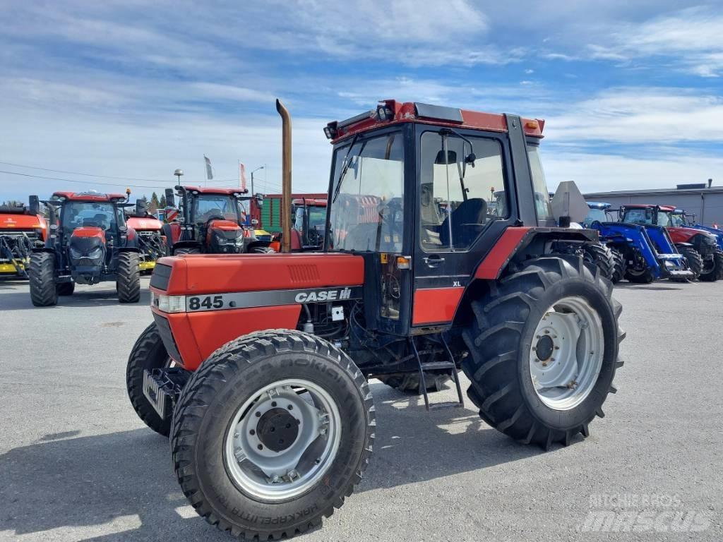 Case IH 845 XL Turbo トラクター