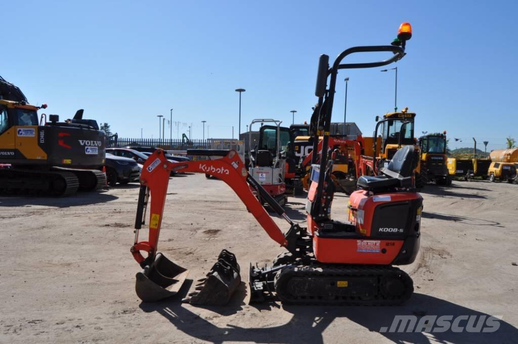 Kubota K 008-5 ミニ油圧ショベル 7t以下（ミニユンボ・ミニディガー）