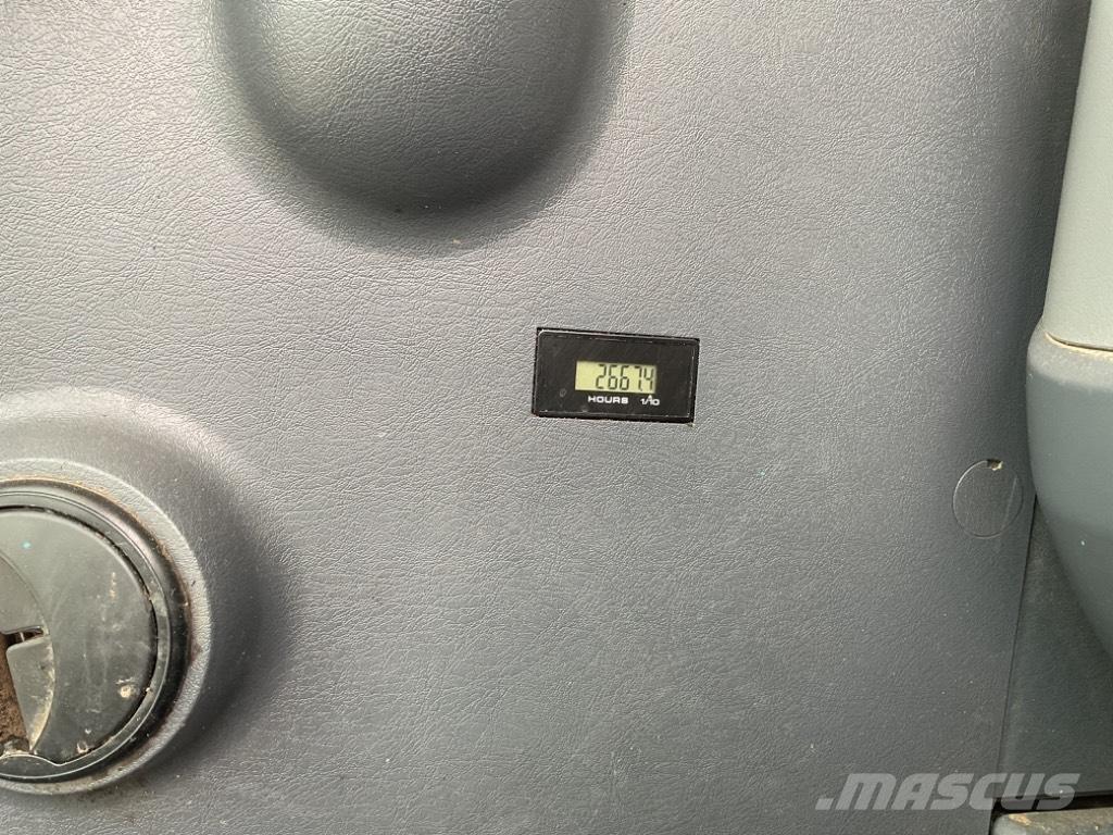 Hyundai HX145LCR 大型油圧ショベル12t以上（パワーショベル・ユンボ）