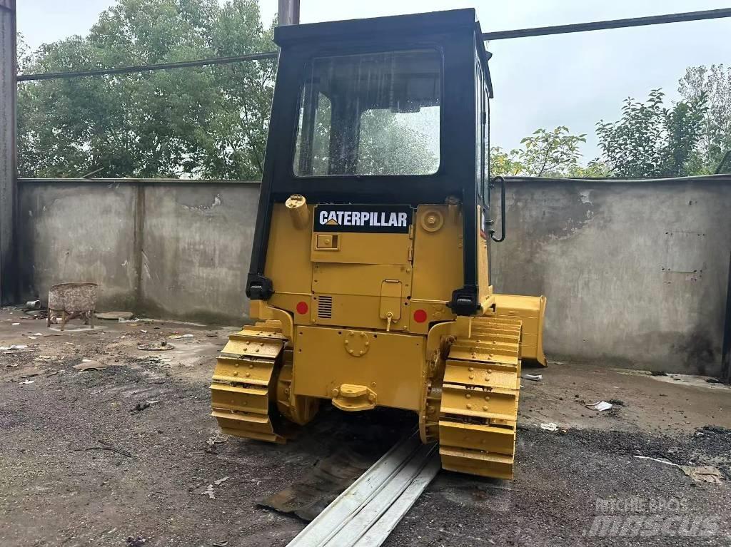 CAT D 4 C ブルドーザー
