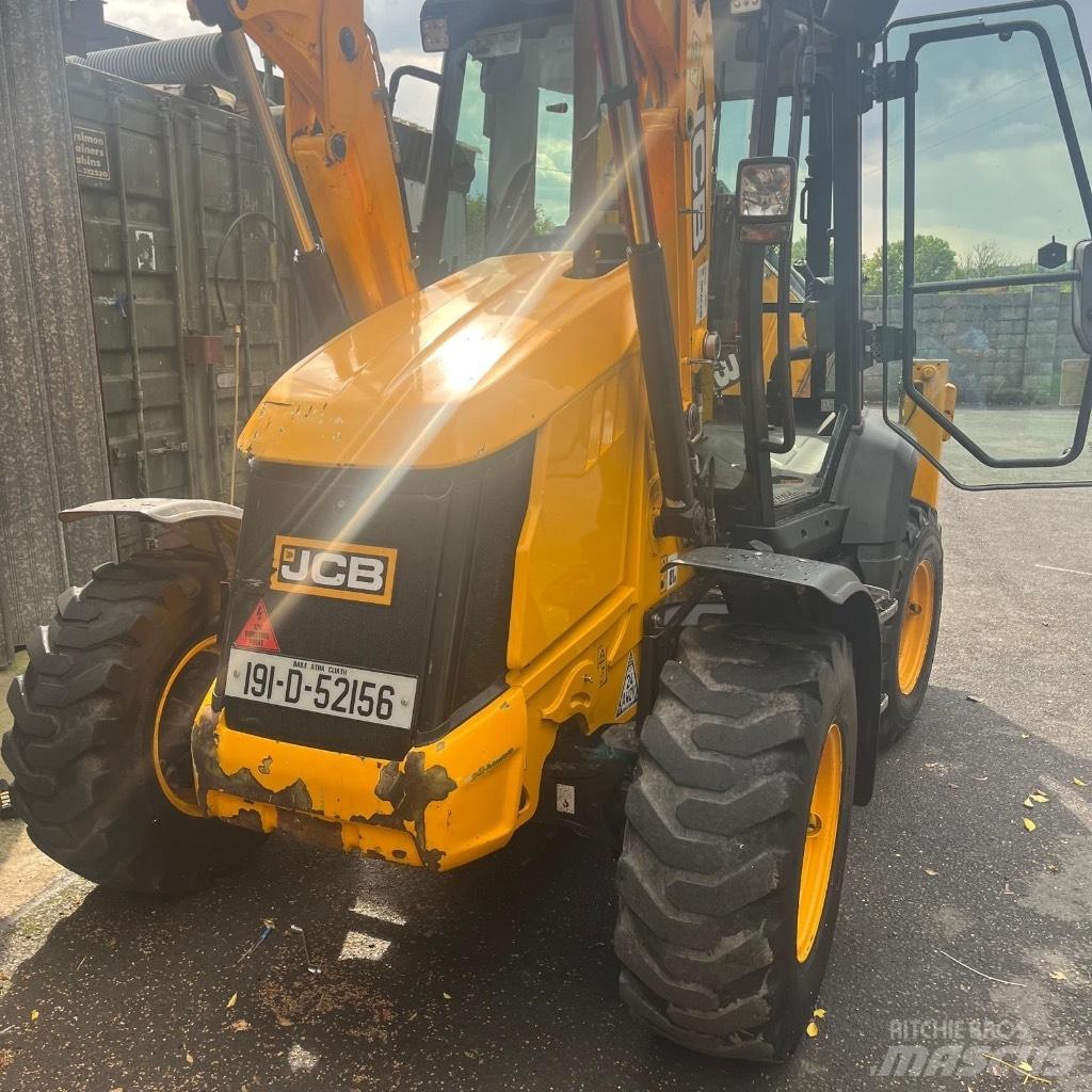 JCB 3CX Compact バックホーローダー