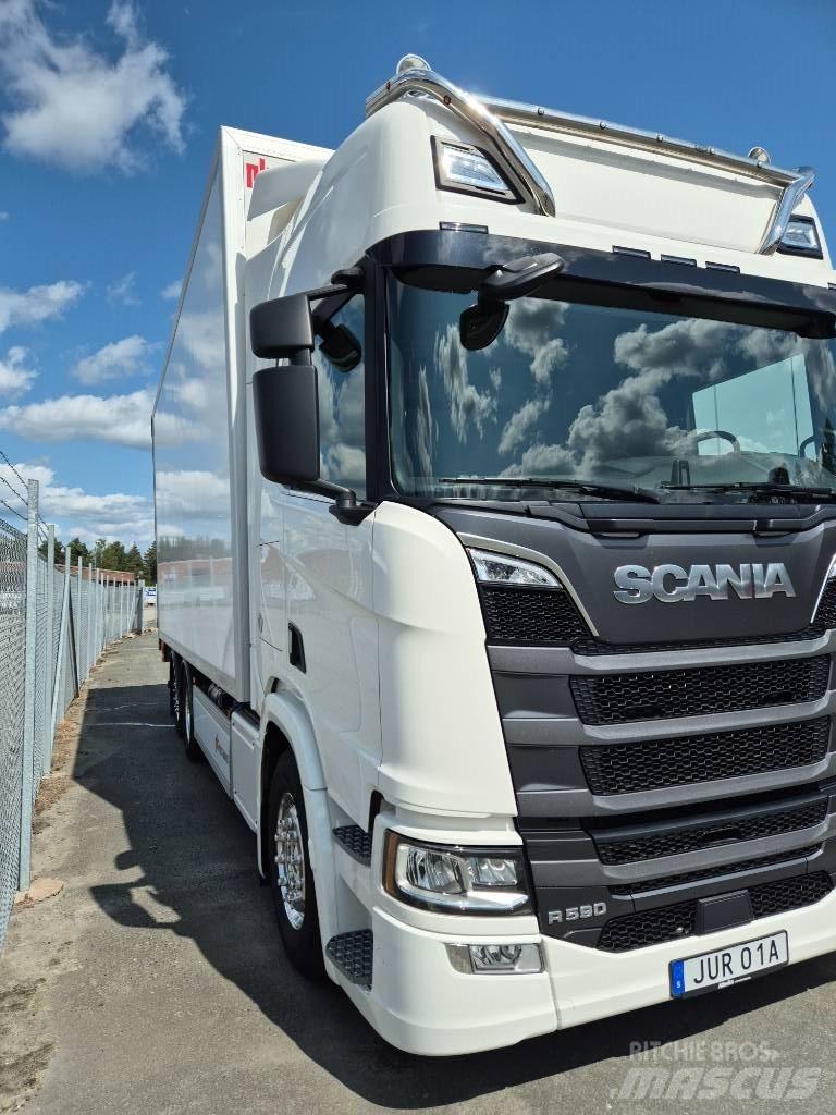 Scania R 590 ボックスボディー、ウイング、箱車