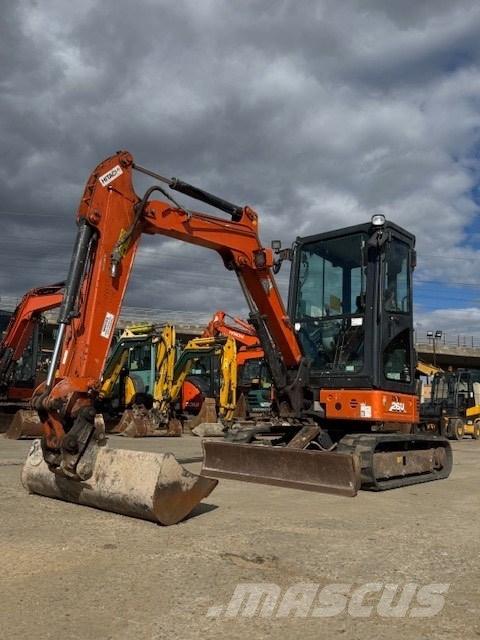 Hitachi ZX 26 U-6 CR ミニ油圧ショベル 7t以下（ミニユンボ・ミニディガー）