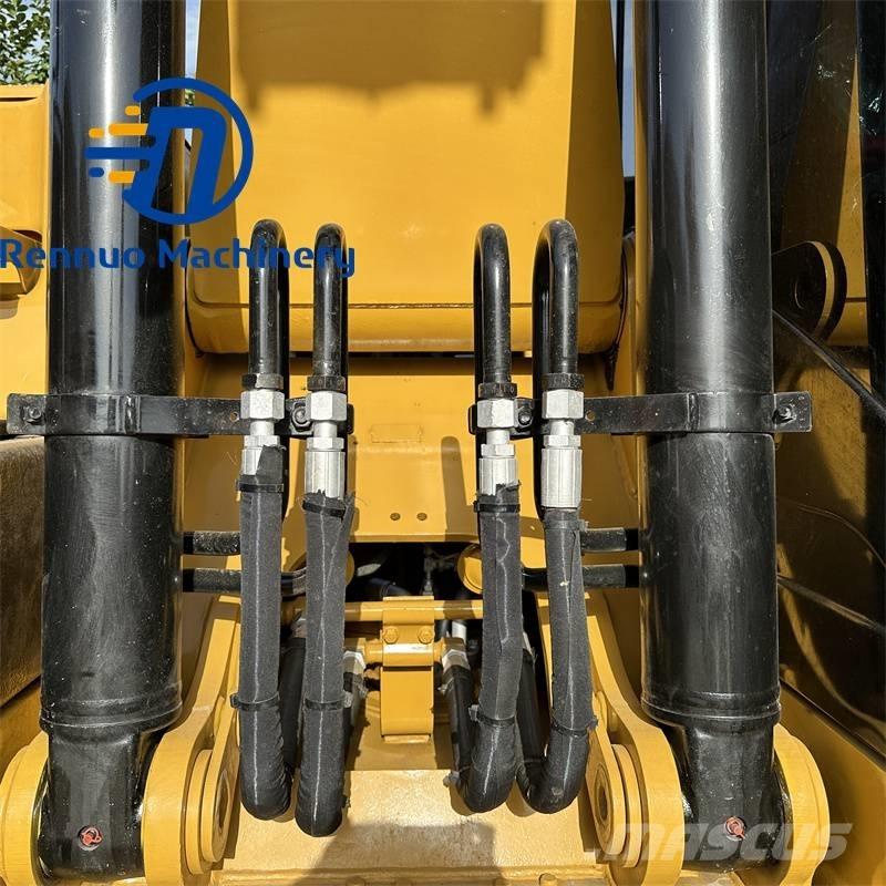 CAT 320 D2 大型油圧ショベル12t以上（パワーショベル・ユンボ）