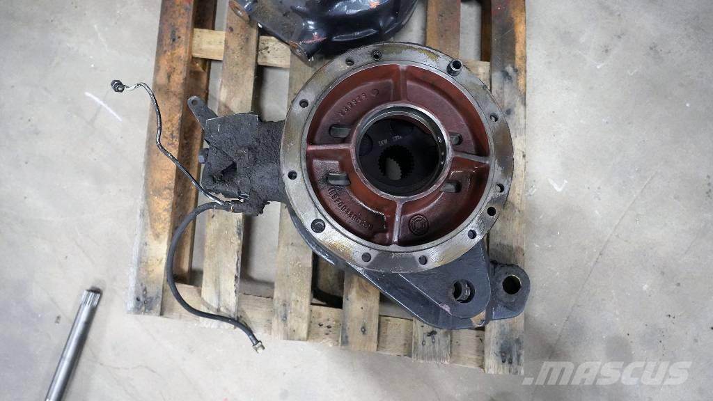 CASE CS 86 Bromshus ブレーキ