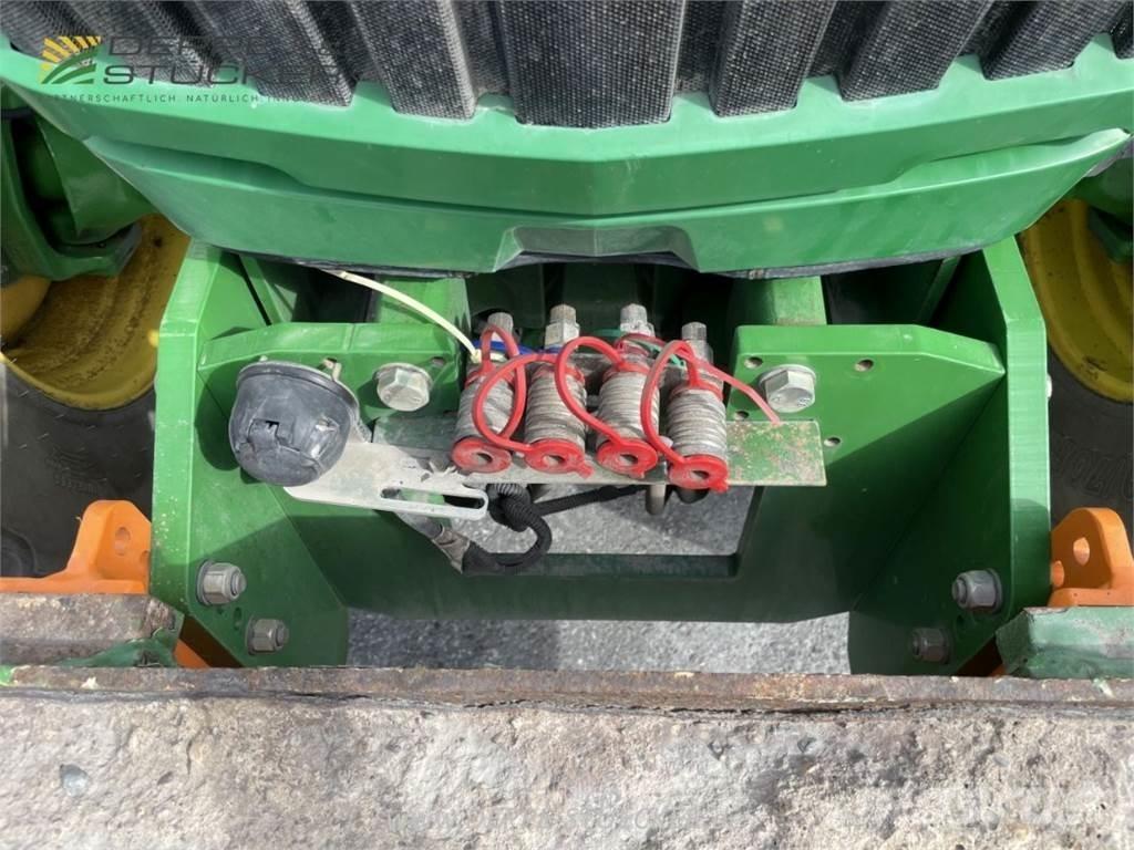 John Deere 6175R トラクター