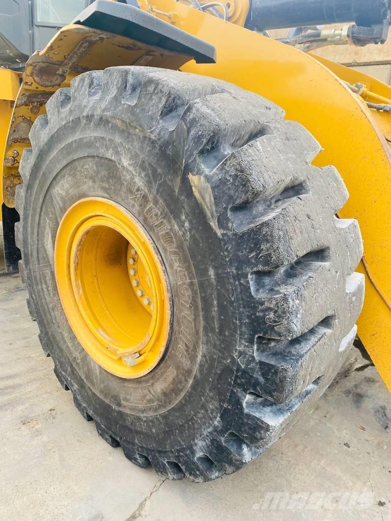 CAT 966 M ホイールローダー・タイヤショベル