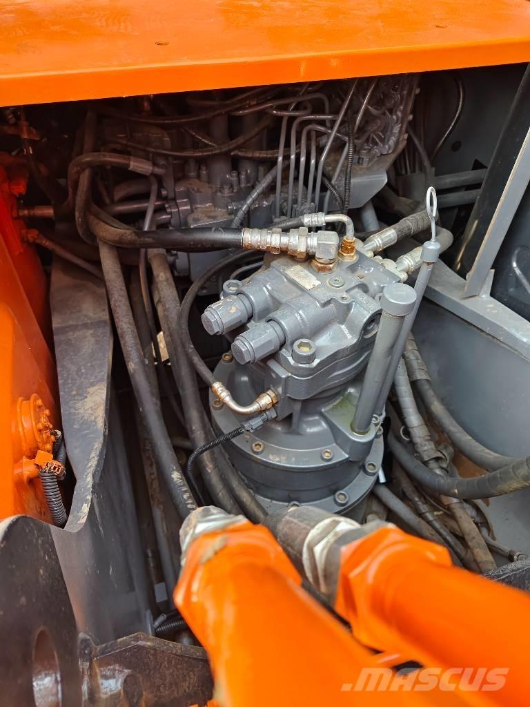 Hitachi ZX 130 LC 大型油圧ショベル12t以上（パワーショベル・ユンボ）