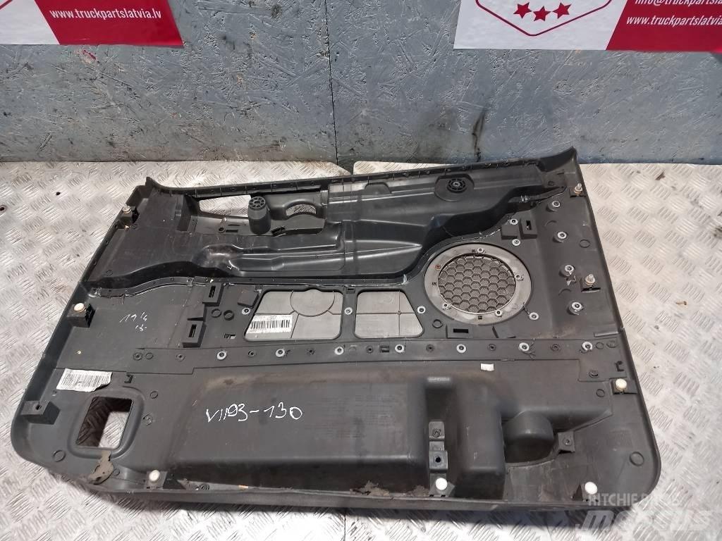 Volvo FH 12    20584944 キャビン及び内装