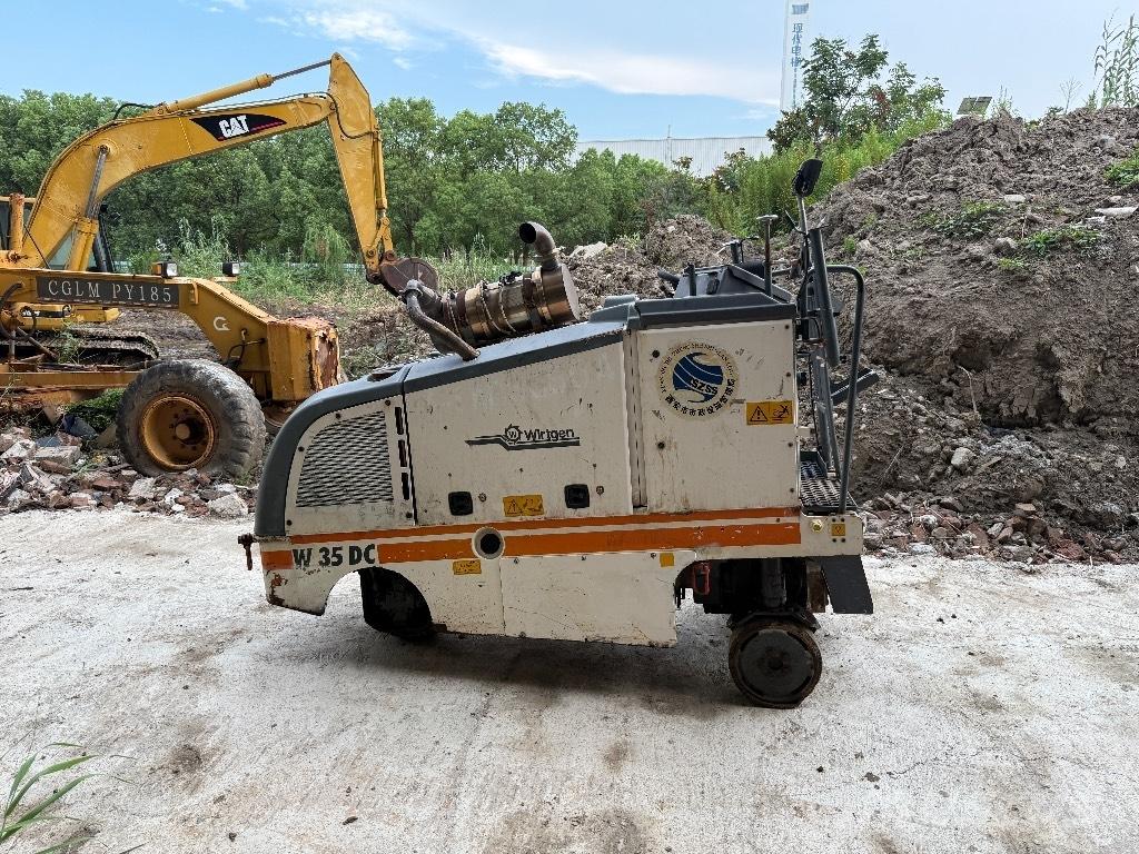 Wirtgen W 35 DC アスファルトコールドミリングマシーン