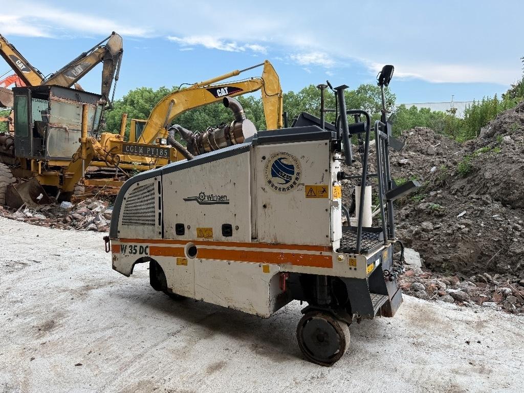 Wirtgen W 35 DC アスファルトコールドミリングマシーン