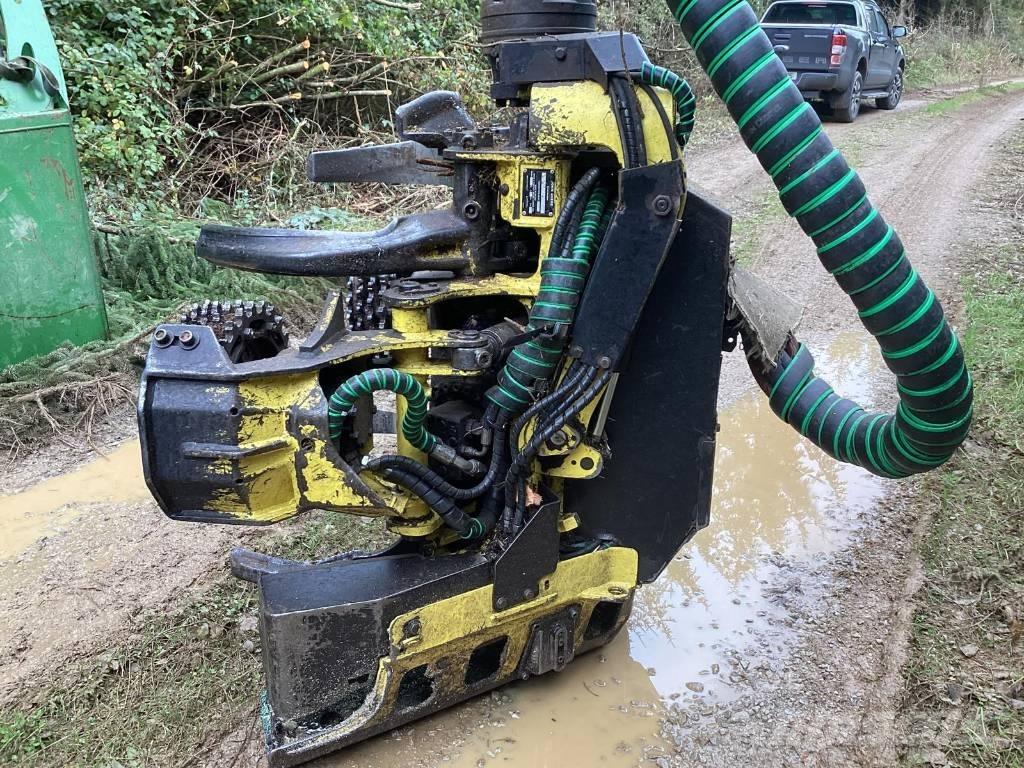 John Deere 1170 E ハーベスター