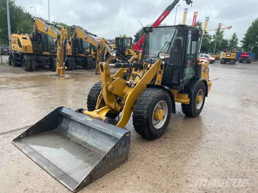 CAT 906 M ホイールローダー・タイヤショベル